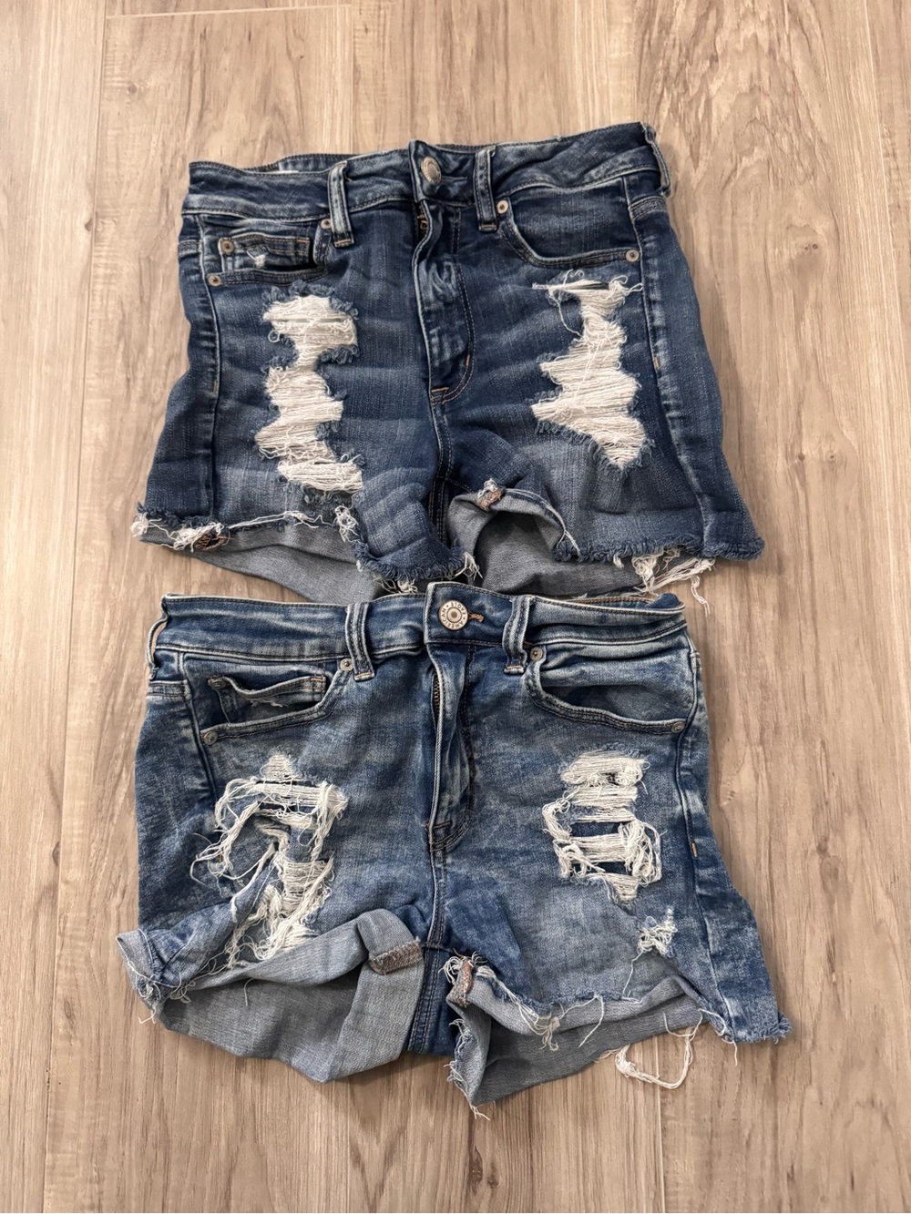 Bundle 2Pairs American Eagle NE(X)T LEVEL STRETCH Distressed Denim Shorts Size 6